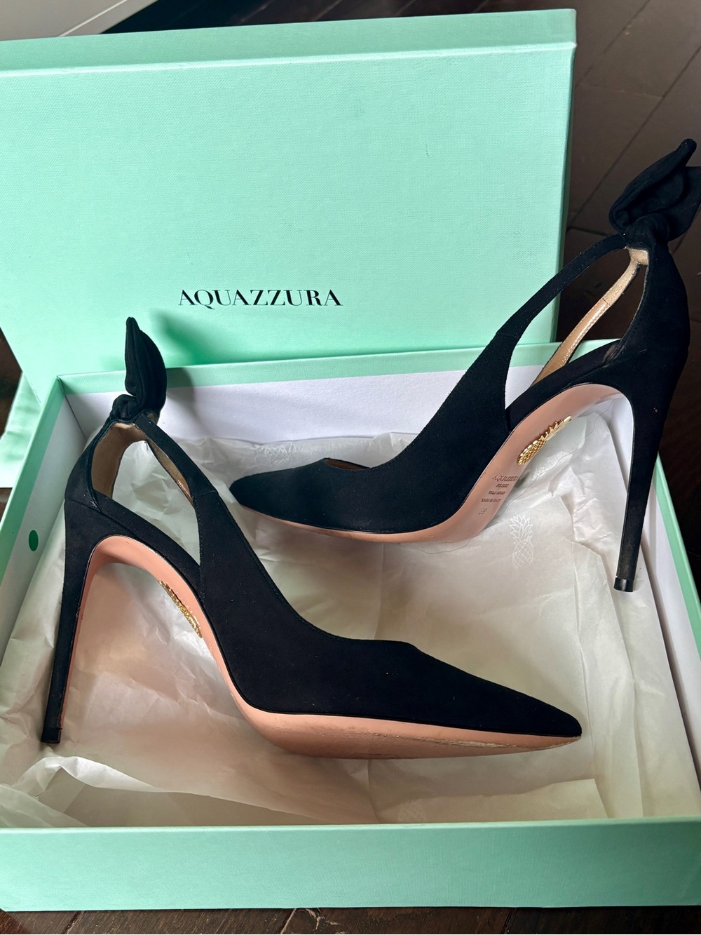 Aquazzura Deneuve Bow tie pumps 39